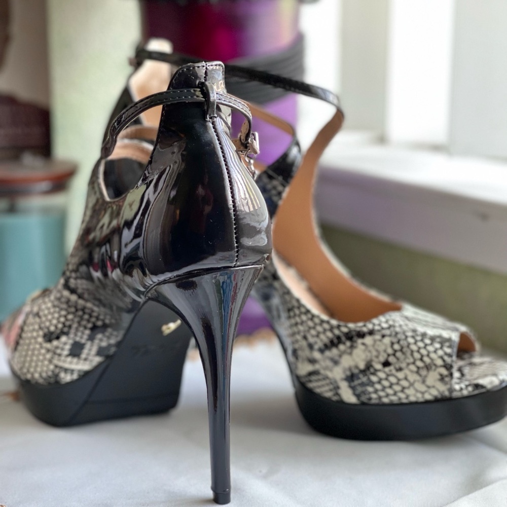 Thalia Sodi Heels Size 12